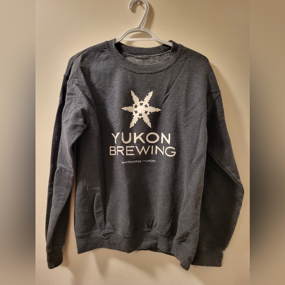 Yukon Brew Crew Sweater - Size M - Picture 1 of 2